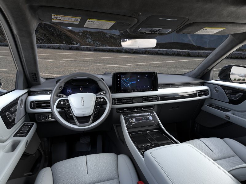 New 2026 Lincoln Aviator Black Label w/ Black Label Special Edition AWD/4WD image 9