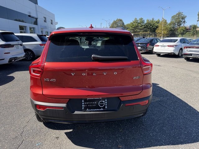 Certified 2023 Volvo XC40 B5 Plus w/ Driver Assist Package image 11