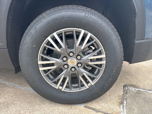 New 2026 Chevrolet Traverse LT image 11