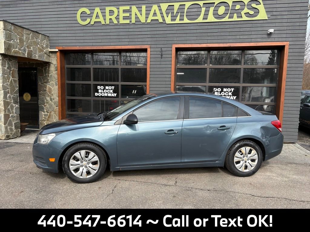 Used 2012 Chevrolet Cruze LS w/ Connectivity Package FWD image 2