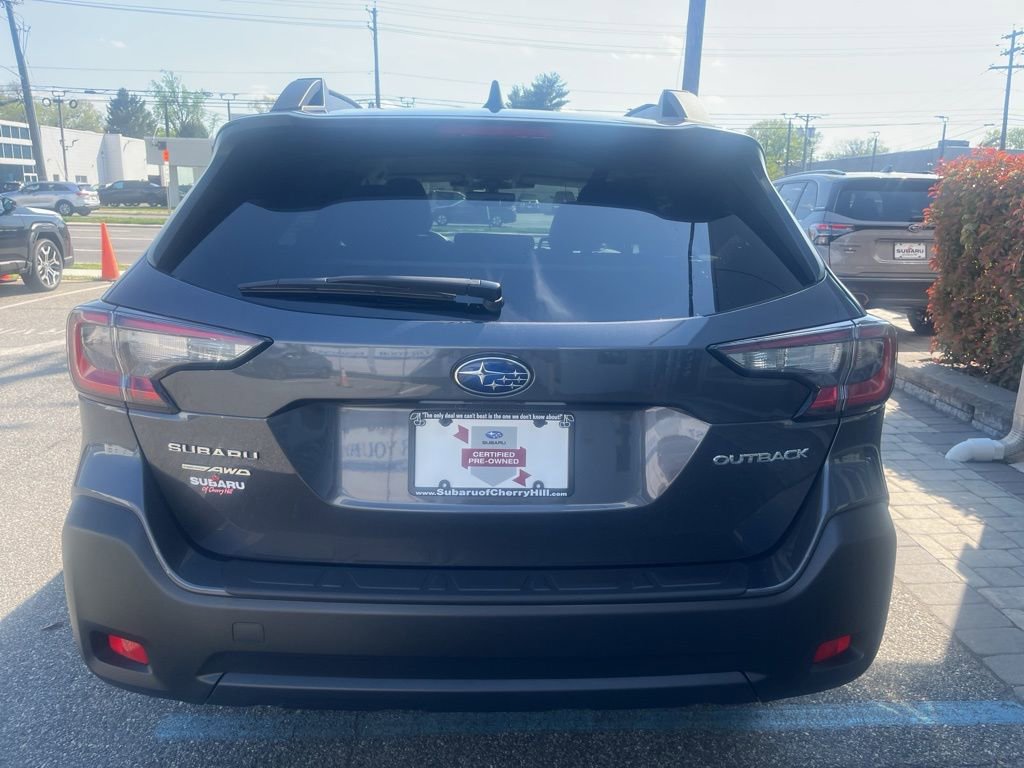 Certified 2025 Subaru Outback Premium AWD/4WD image 4