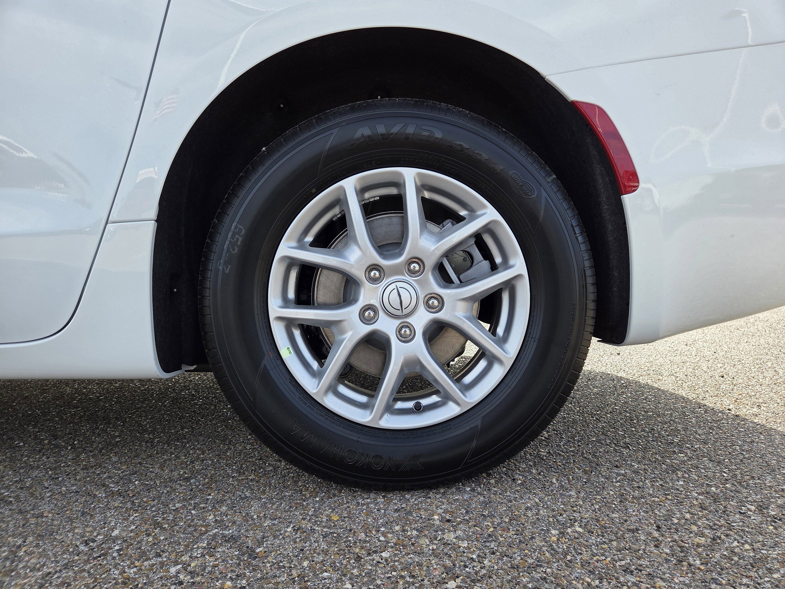 New 2026 Chrysler Voyager LX image 9