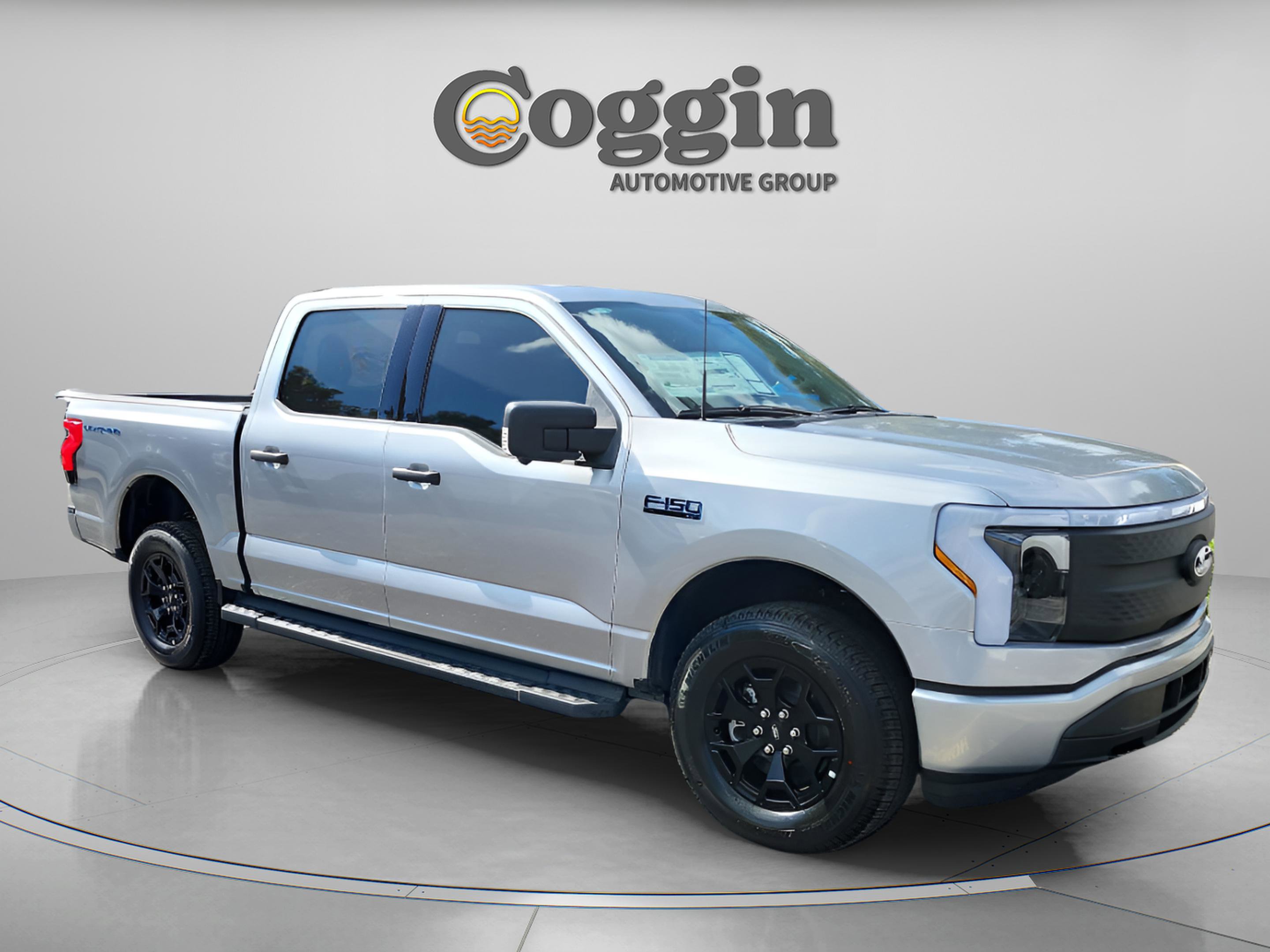 New 2025 Ford F150 Lightning XLT image 7