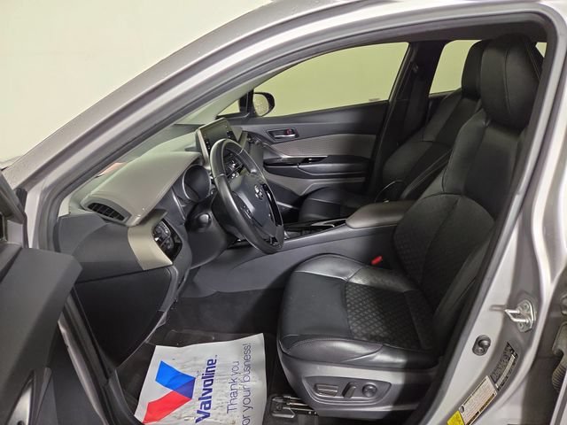 Used 2020 Toyota C-HR Limited FWD image 12