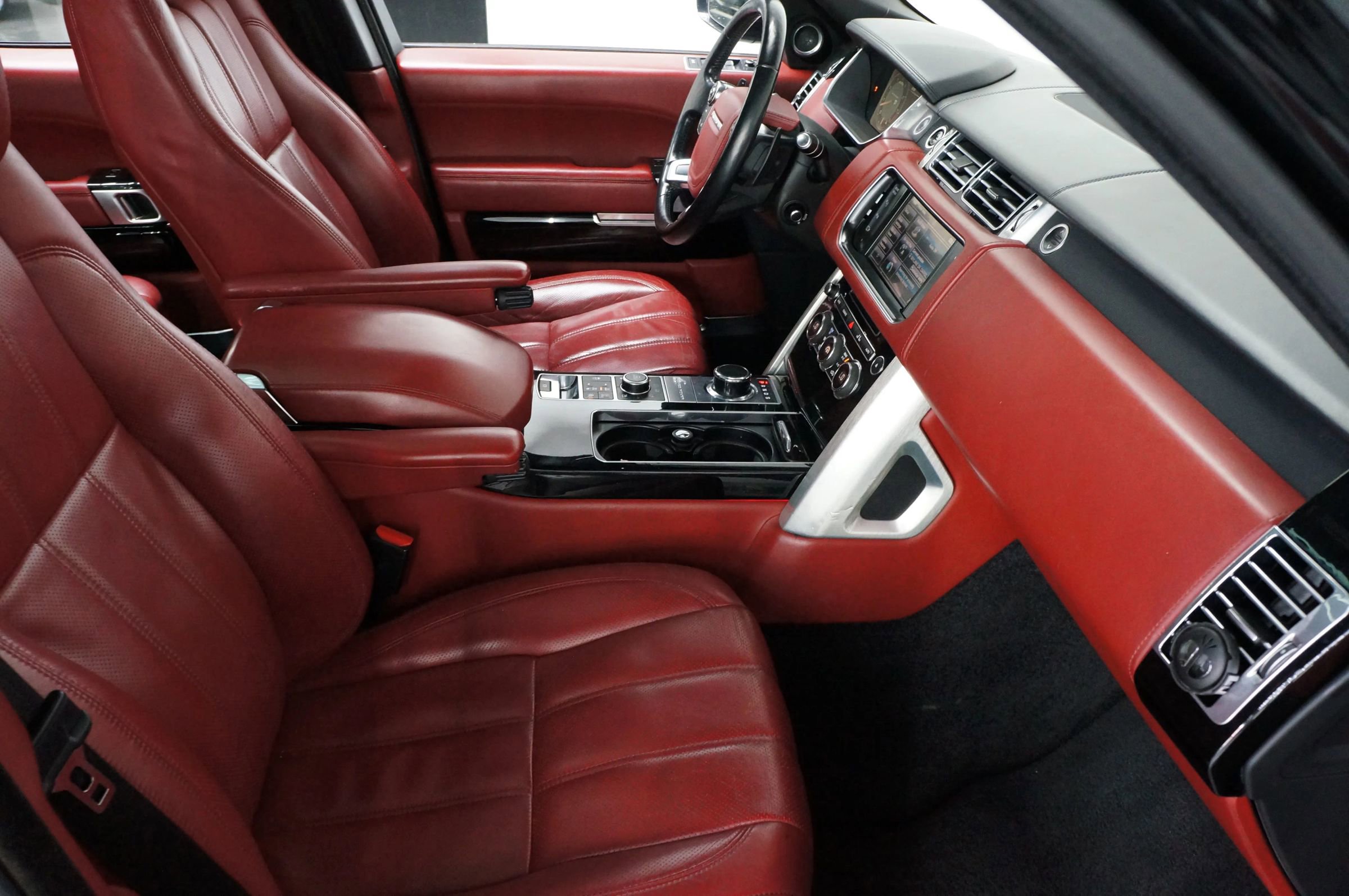 Used 2014 Land Rover Range Rover Autobiography image 34