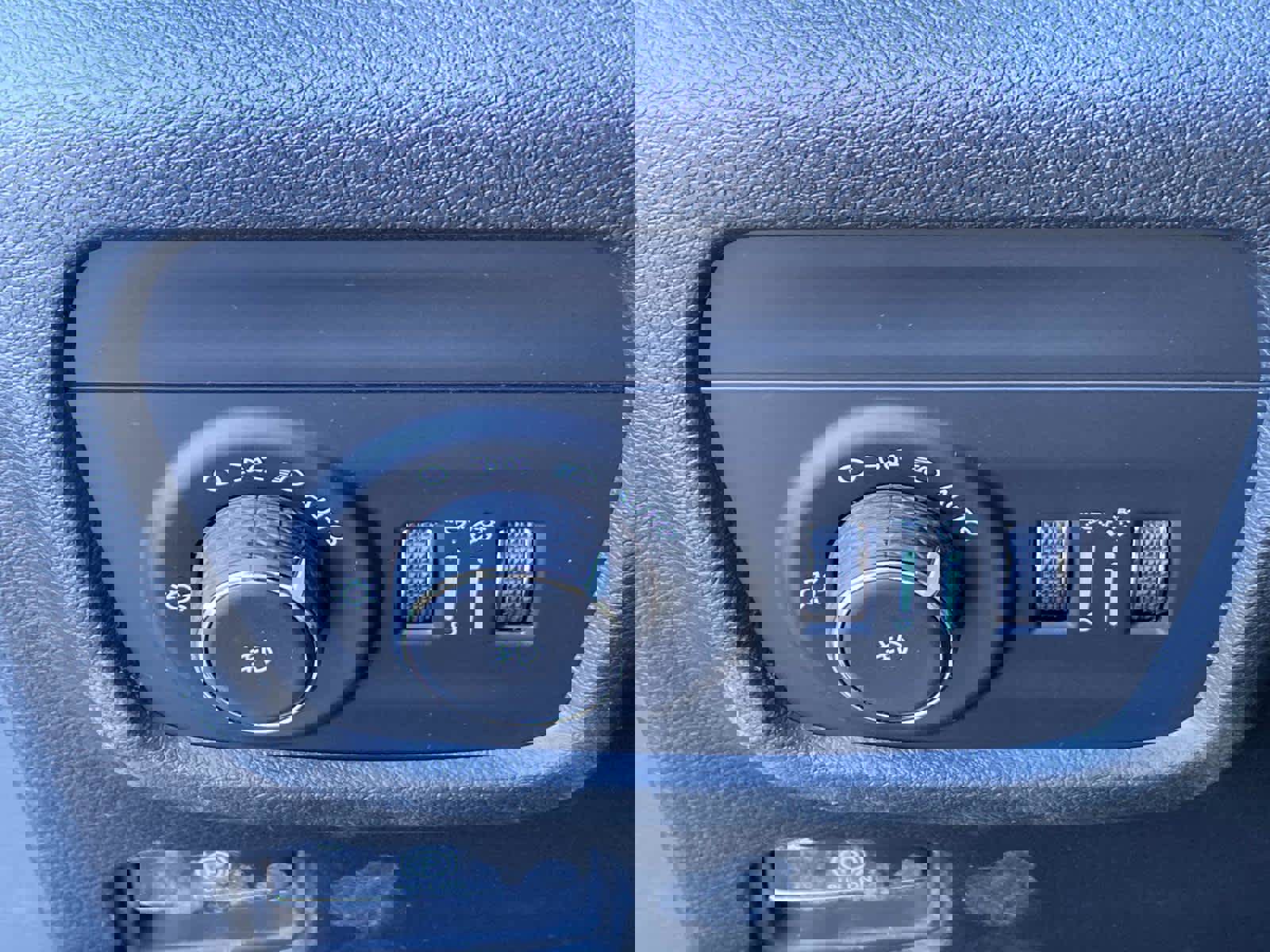 New 2026 Jeep Grand Cherokee Limited image 15