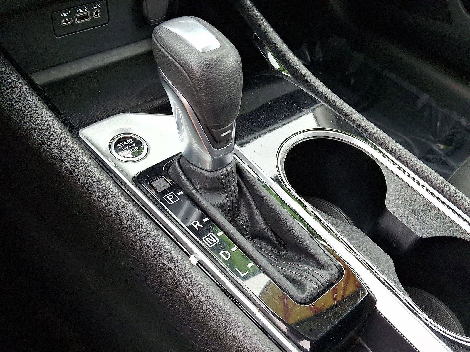 Used 2024 Nissan Altima 2.5 SV image 12