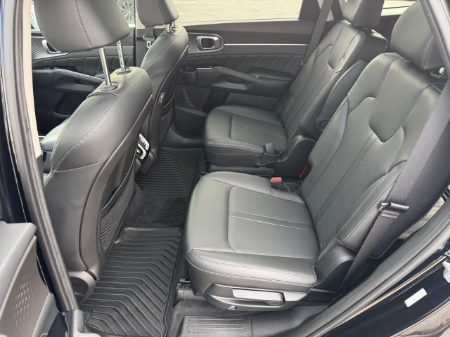 Used 2021 Kia Sorento SX AWD/4WD image 18