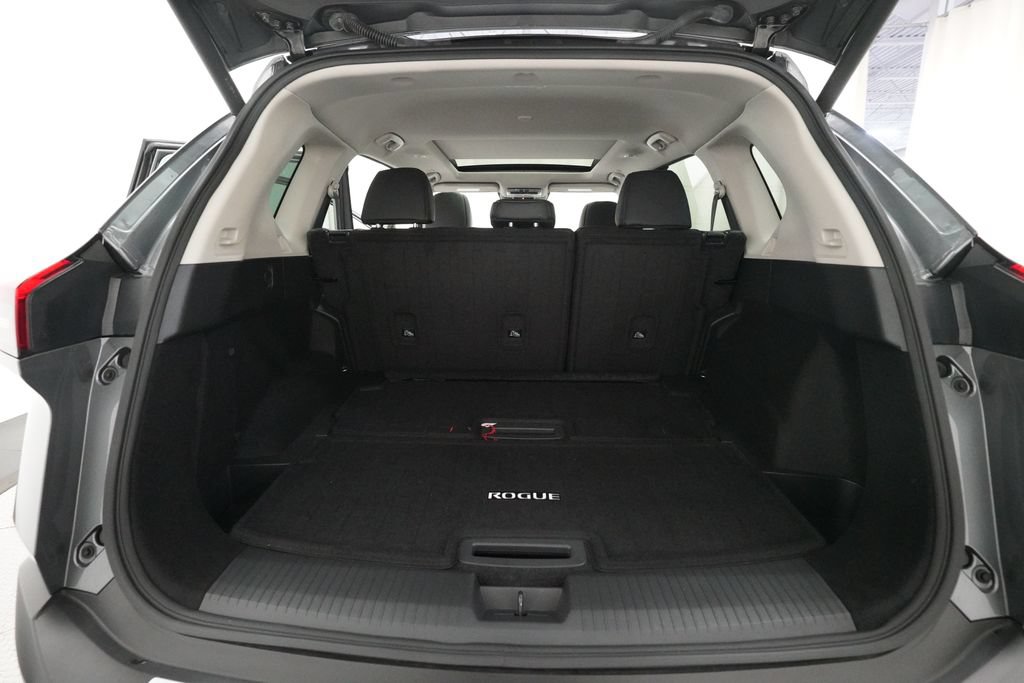 Certified 2023 Nissan Rogue SL w/ SL Premium Package AWD/4WD image 10