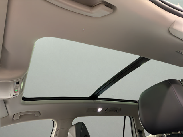 Used 2023 Volkswagen Tiguan SE w/ Panoramic Sunroof Package FWD image 25