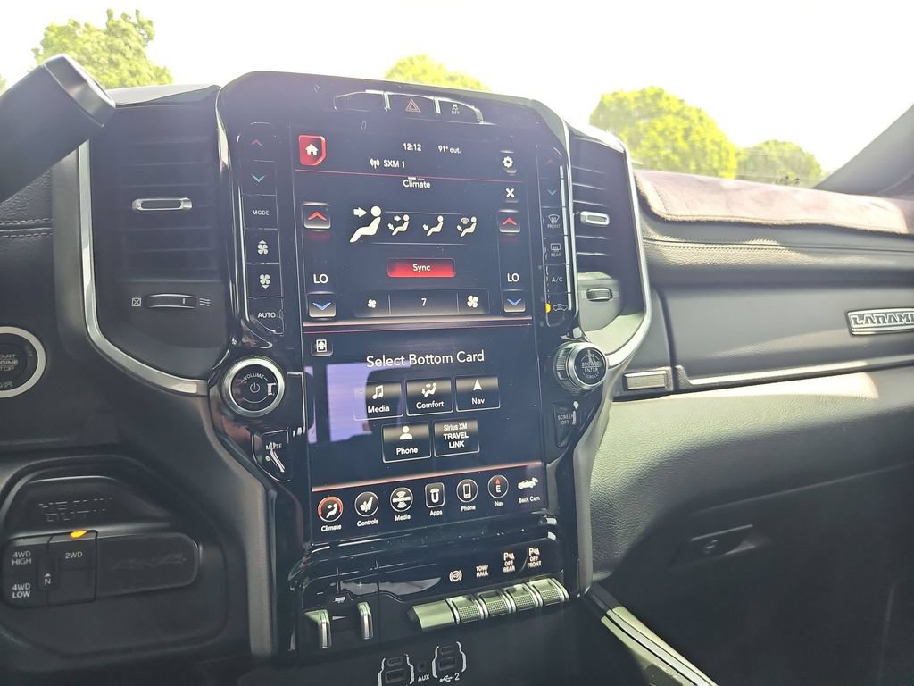Used 2020 RAM 2500 Laramie w/ Night Edition AWD/4WD image 19