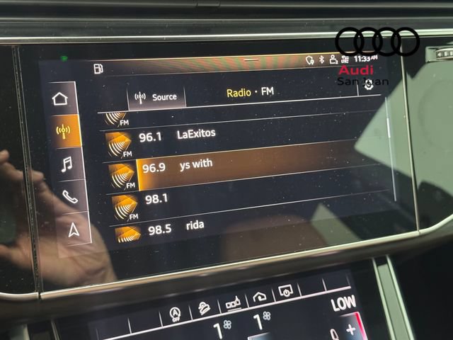 Used 2019 Audi Q8 Premium Plus AWD/4WD image 17