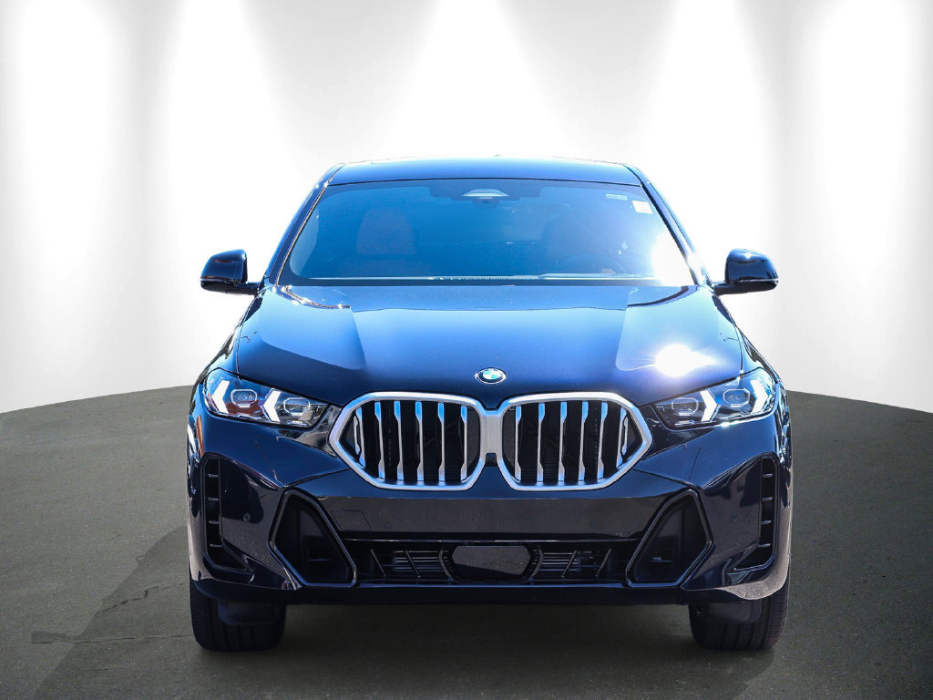 Used 2026 BMW X6 xDrive40i AWD/4WD image 2