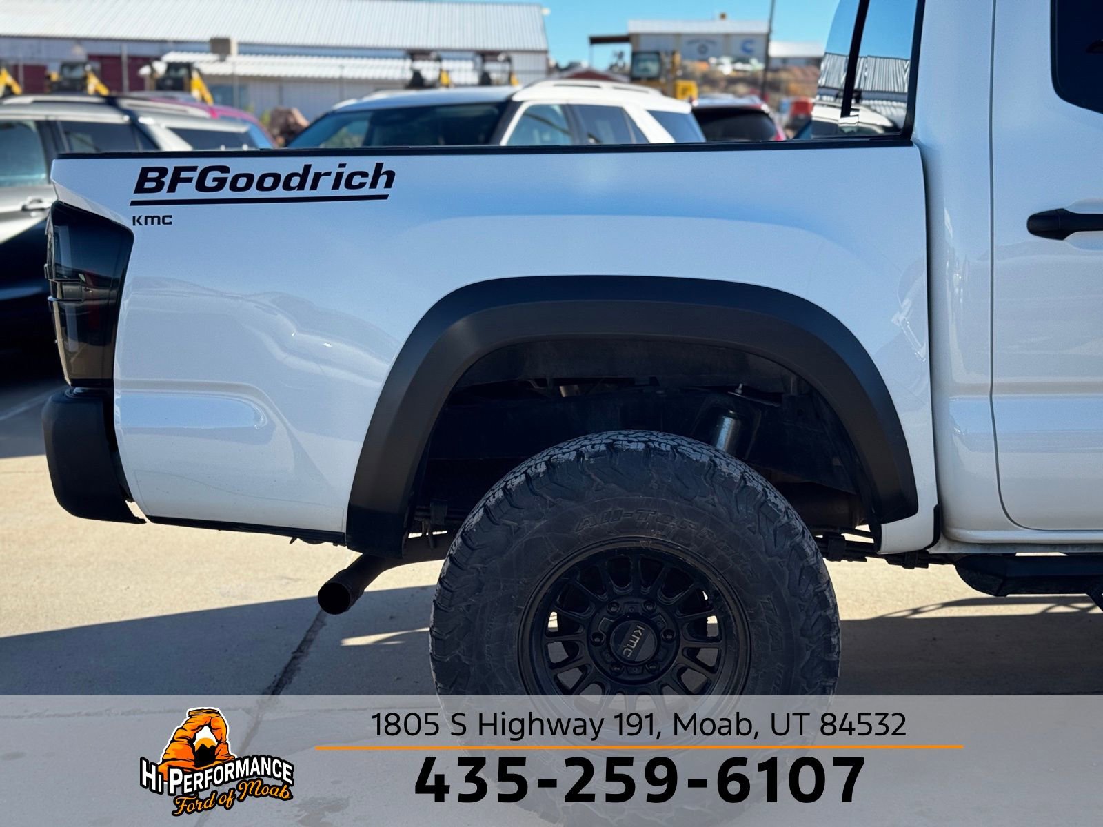Used 2023 Toyota Tacoma TRD Off-Road image 6