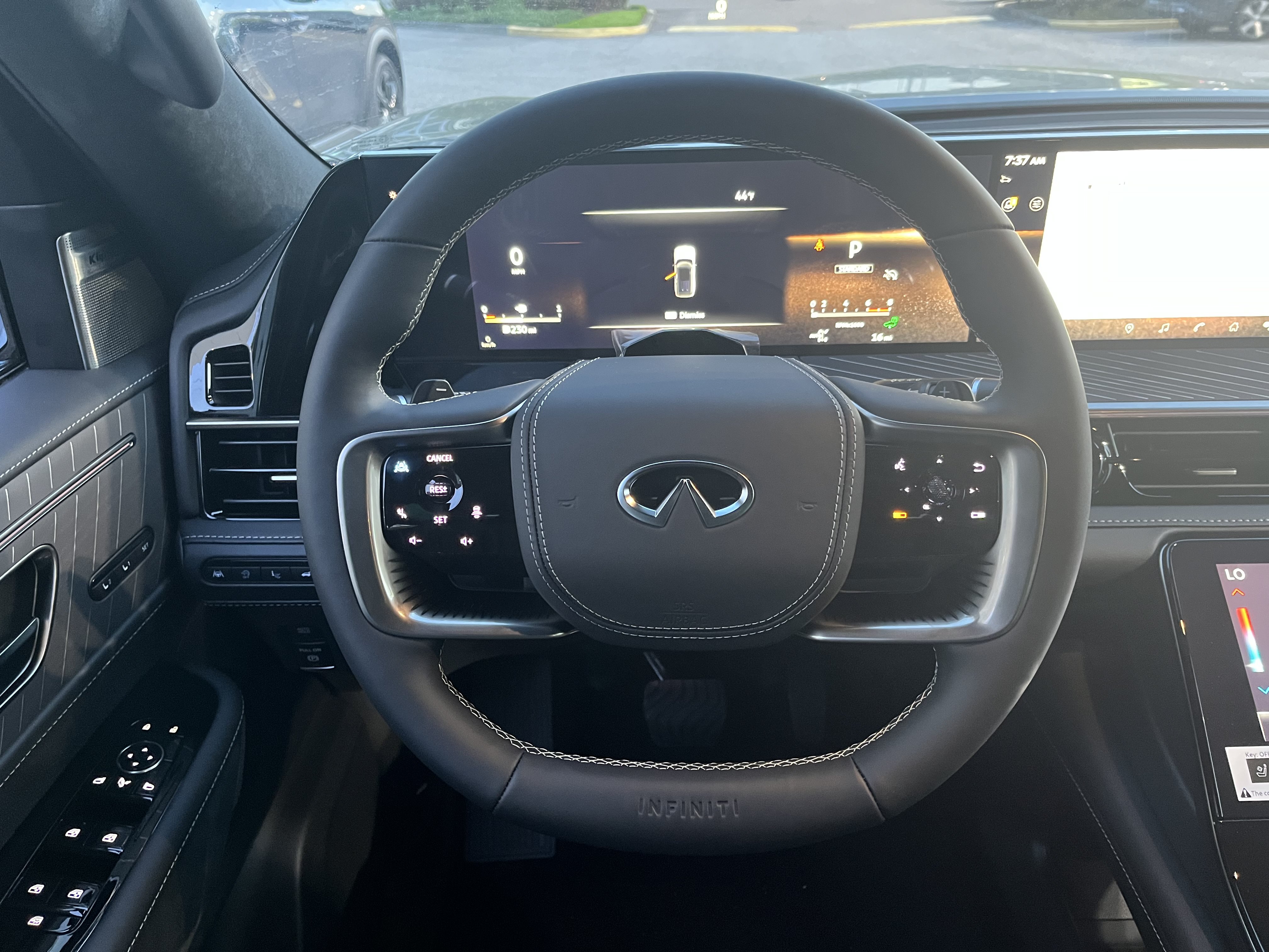 Certified 2026 INFINITI QX80 Autograph w/ Premium Cargo Package AWD/4WD image 16