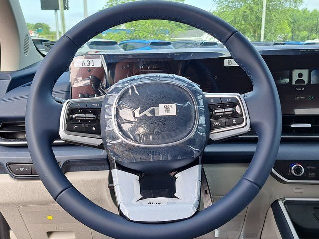 New 2026 Kia Carnival EX FWD image 9