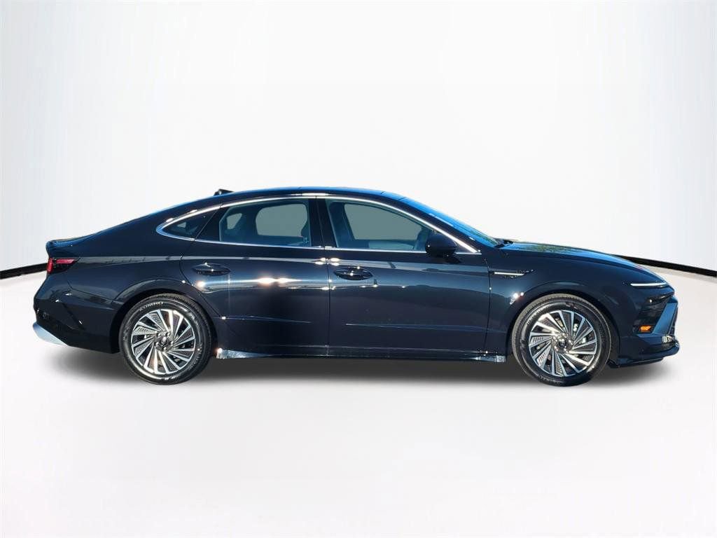 New 2026 Hyundai Sonata SEL image 4