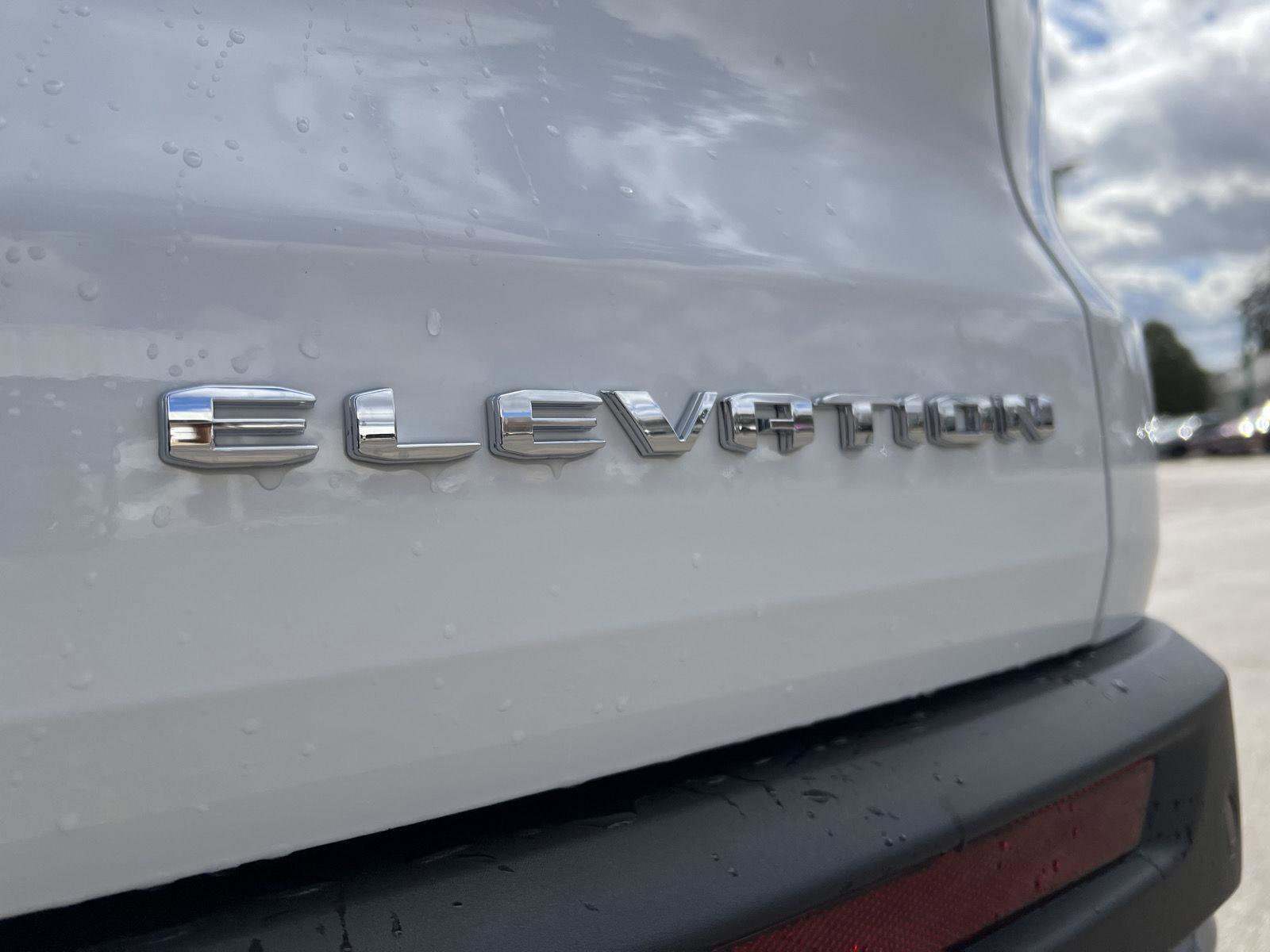 New 2026 GMC Acadia Elevation image 7