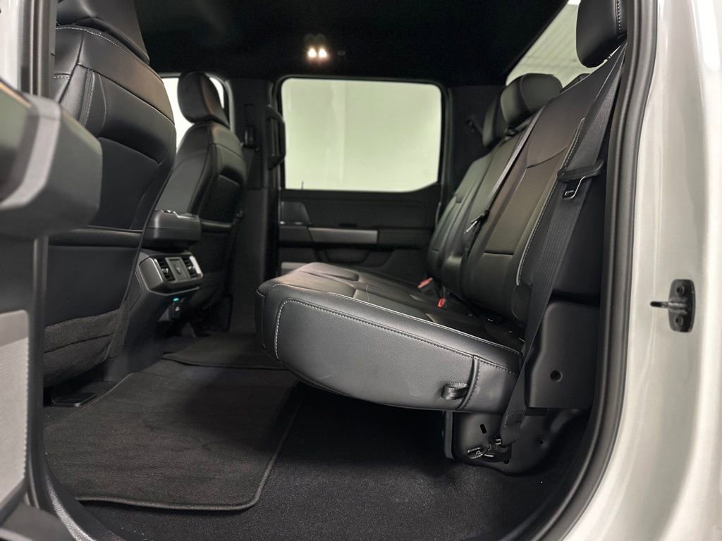 Used 2025 Ford F150 Lariat AWD/4WD image 21