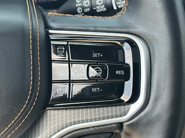 Used 2023 Jeep Grand Wagoneer Series III w/ Rear Seat Video Group 1 AWD/4WD image 24