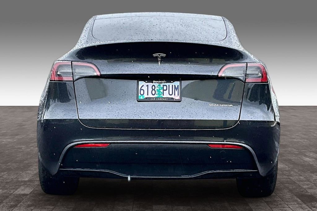 Used 2024 Tesla Model Y Long Range AWD/4WD image 6