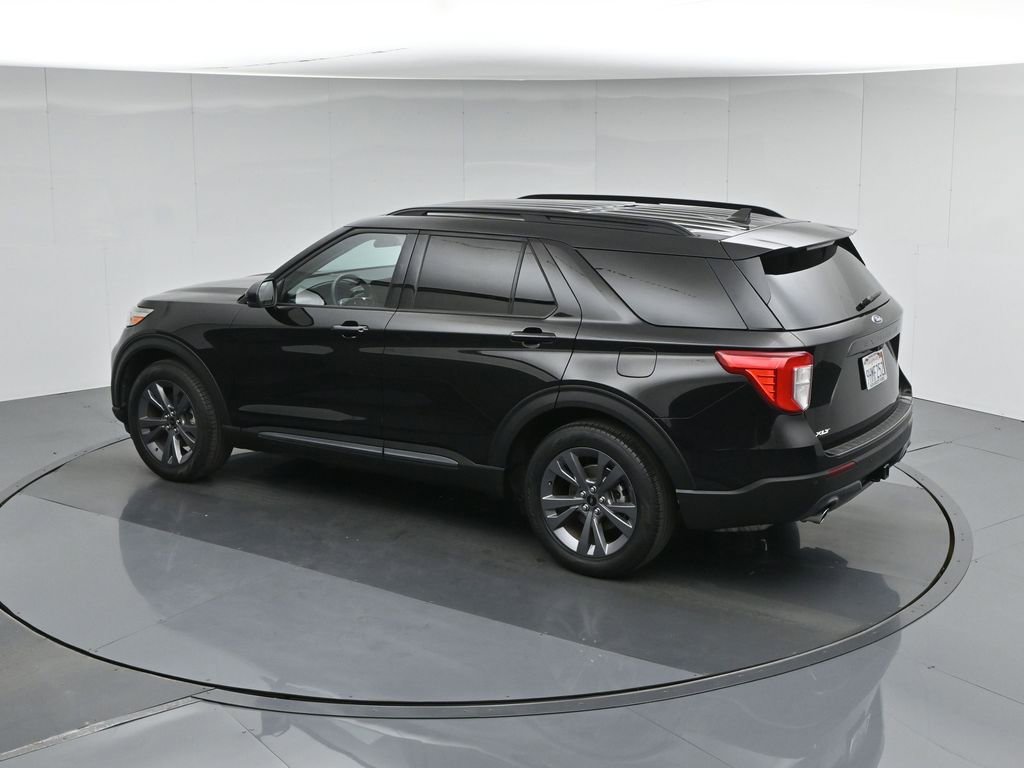 Used 2023 Ford Explorer XLT w/ Equipment Group 202A image 45