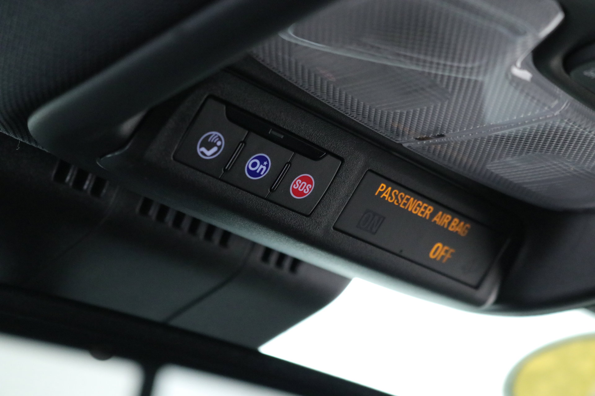 Used 2023 Chevrolet Colorado LT w/ LT Convenience Package II image 24