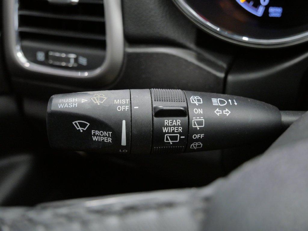 Certified 2018 Jeep Grand Cherokee Altitude AWD/4WD image 24