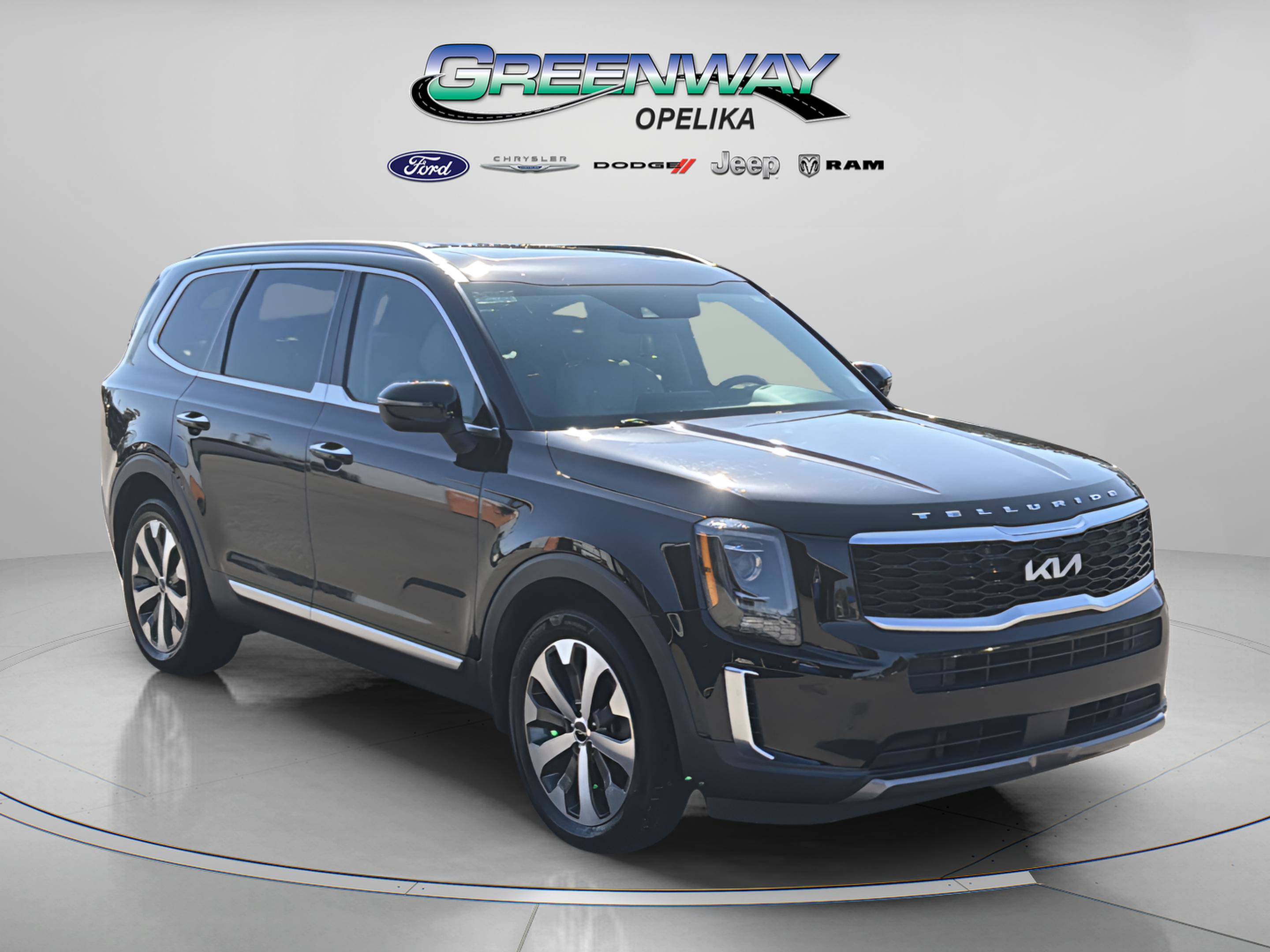 Used 2022 Kia Telluride S image 1