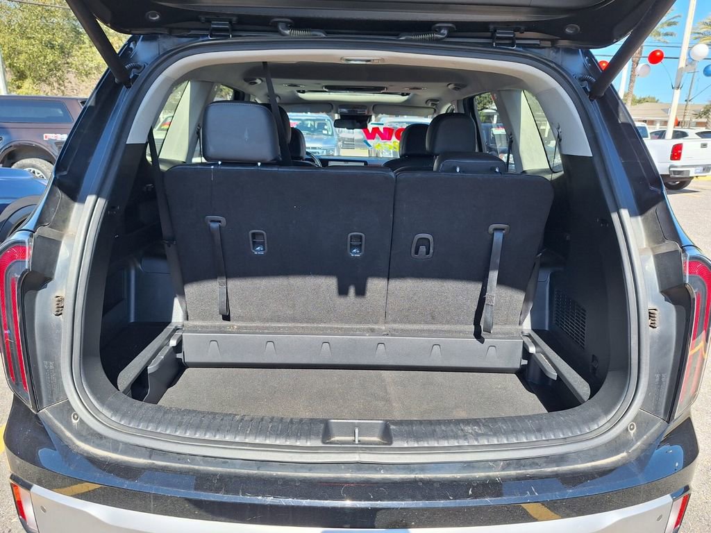 Used 2023 Kia Telluride EX w/ EX Captain's Chair Package image 30