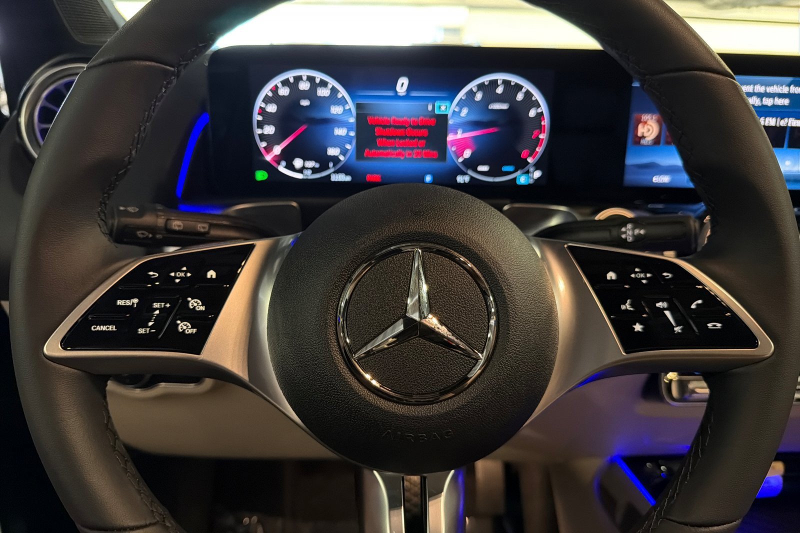 New 2026 Mercedes-Benz GLB 250 image 21