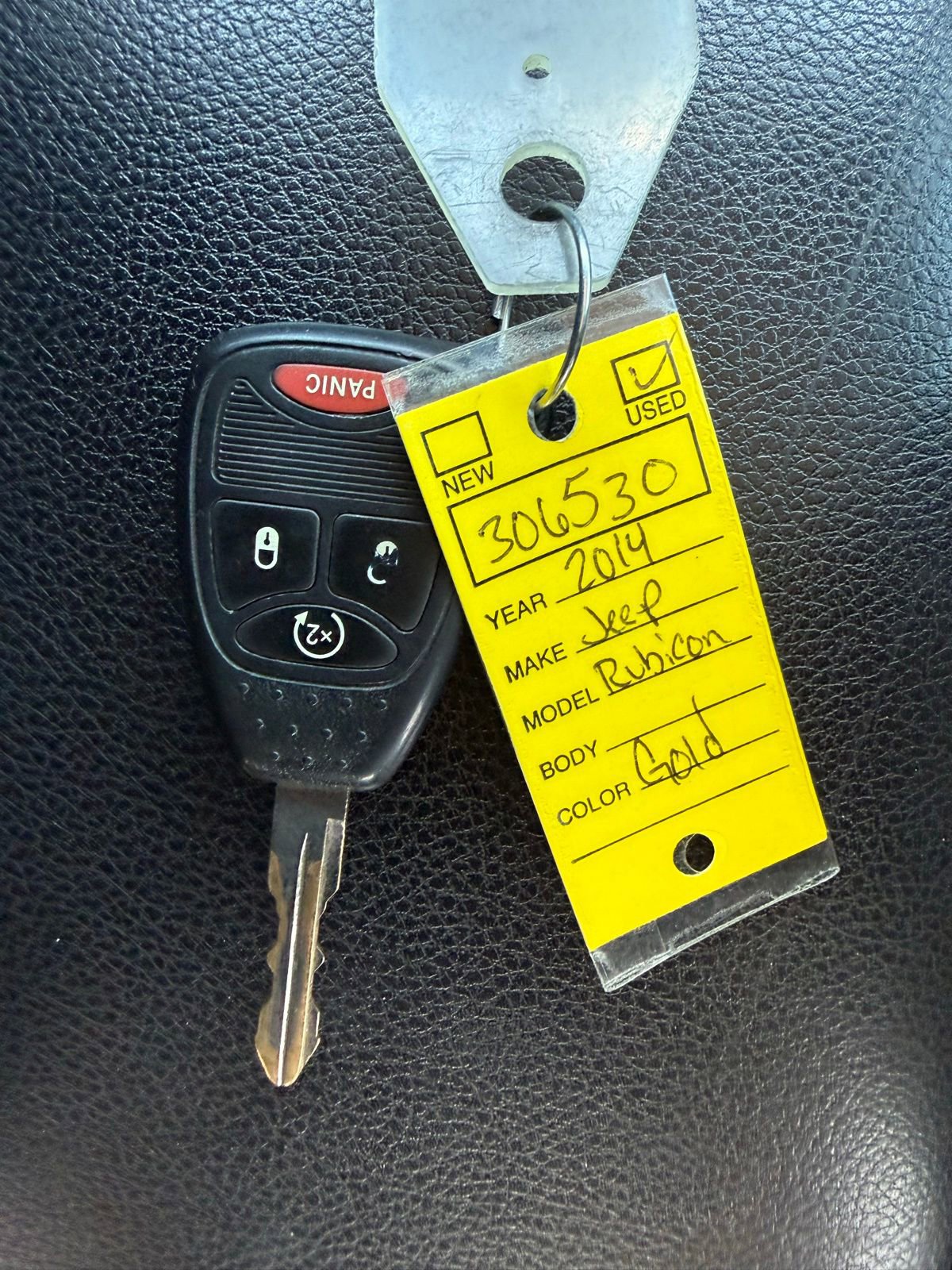 Used 2014 Jeep Wrangler Rubicon w/ Dual Top Group AWD/4WD image 11
