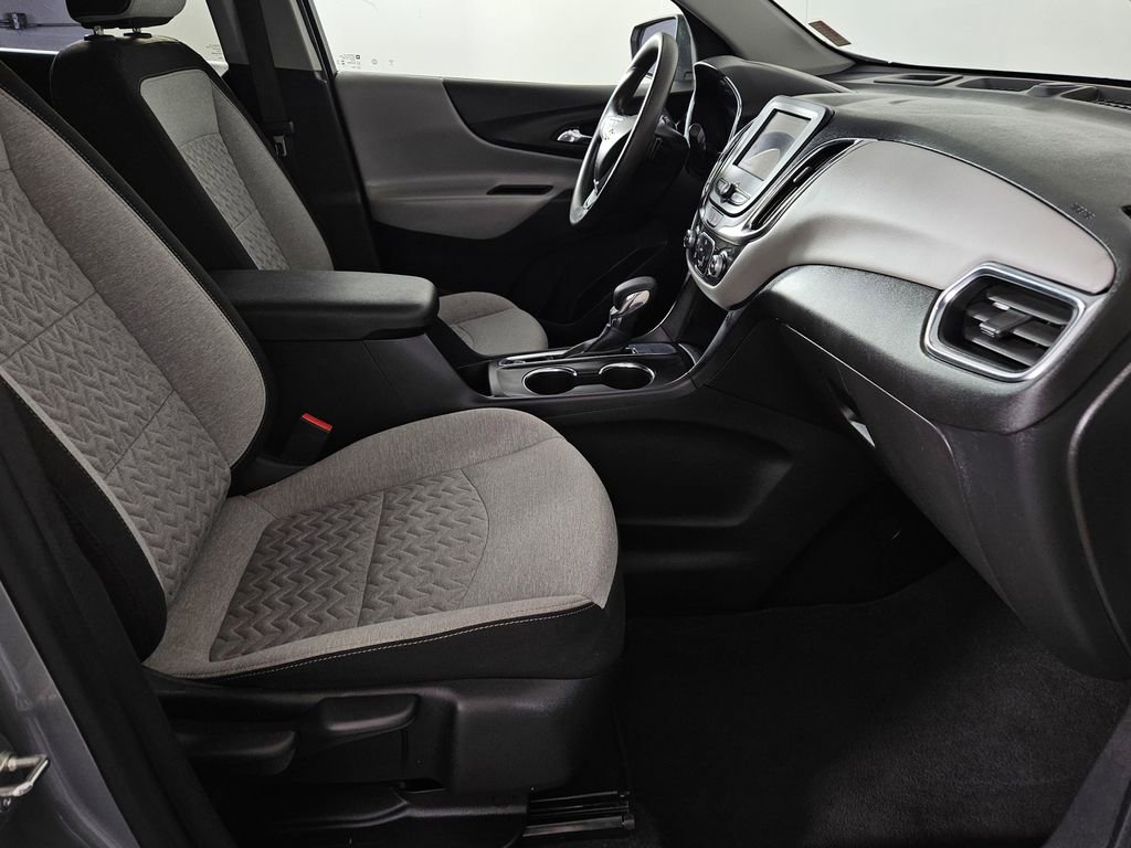 Used 2023 Chevrolet Equinox LT image 28