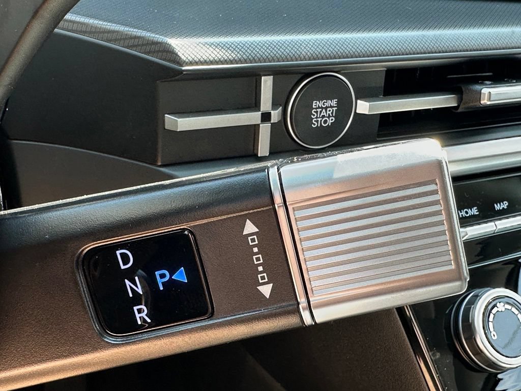 New 2026 Hyundai Santa Fe SE AWD/4WD image 17
