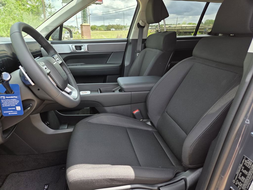 New 2026 Hyundai Santa Fe SE FWD image 11
