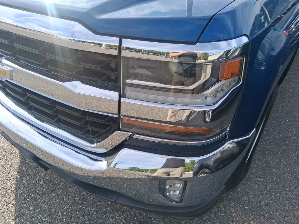 Used 2016 Chevrolet Silverado 1500 LT w/ All Star Edition AWD/4WD image 18