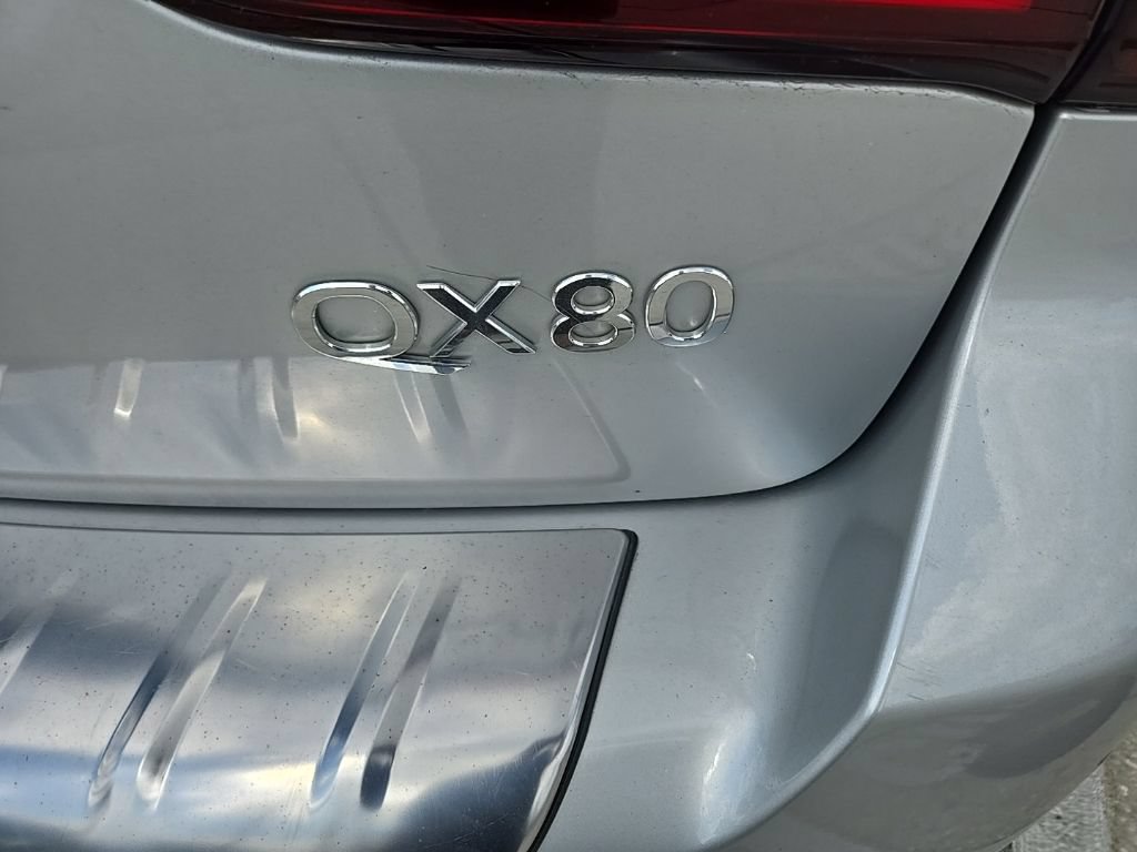 Used 2023 INFINITI QX80 Premium Select w/ All-Season Package RWD image 6