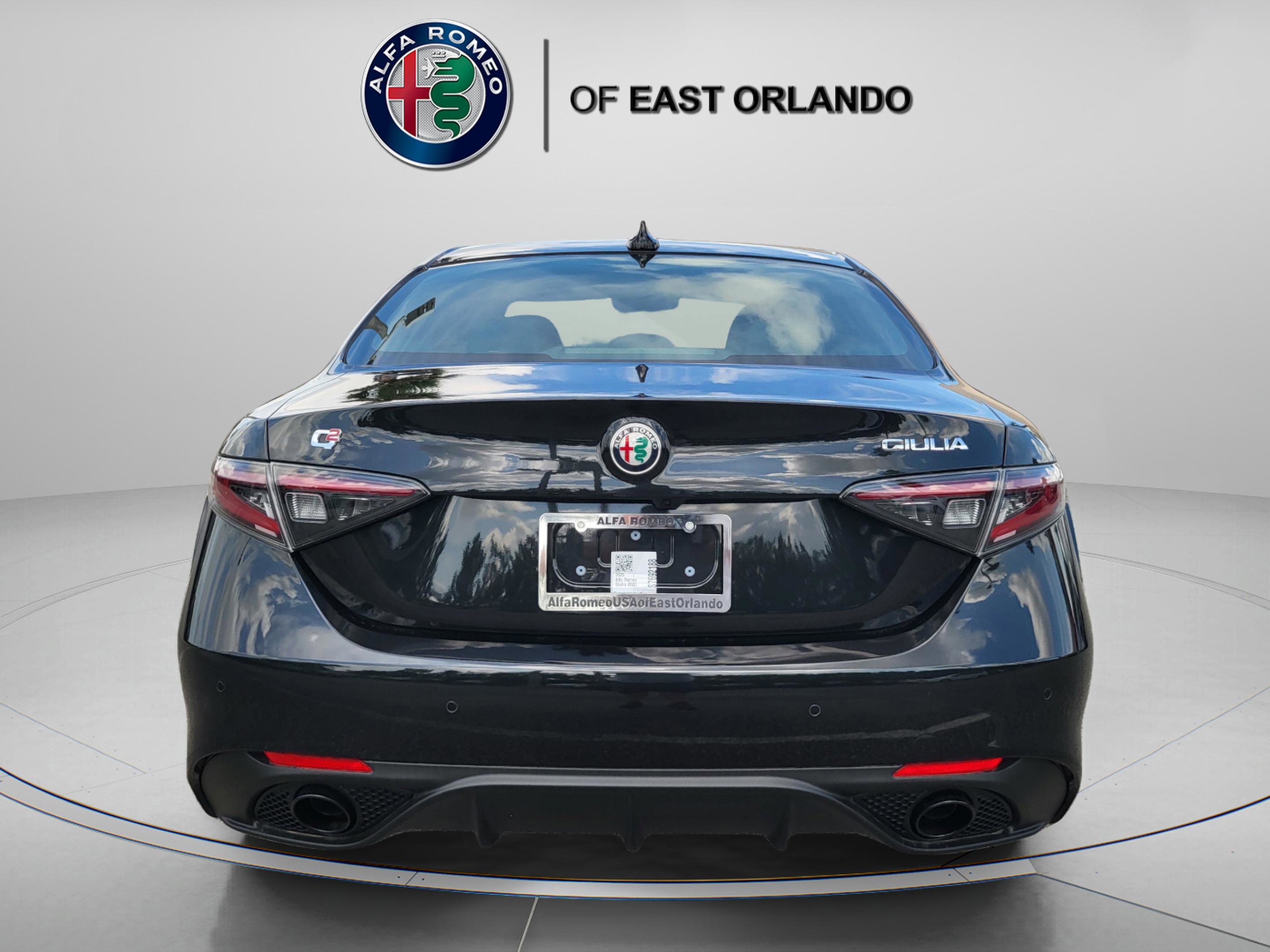 New 2025 Alfa Romeo Giulia w/ Driving Assist Package image 7