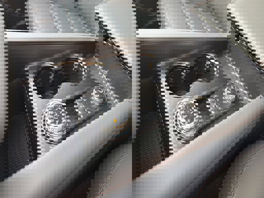 New 2026 Ford Explorer Active w/ Active Comfort Package image 28