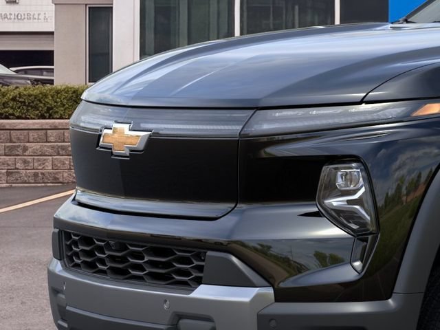 New 2026 Chevrolet Silverado EV LT w/ Plus Package AWD/4WD image 13