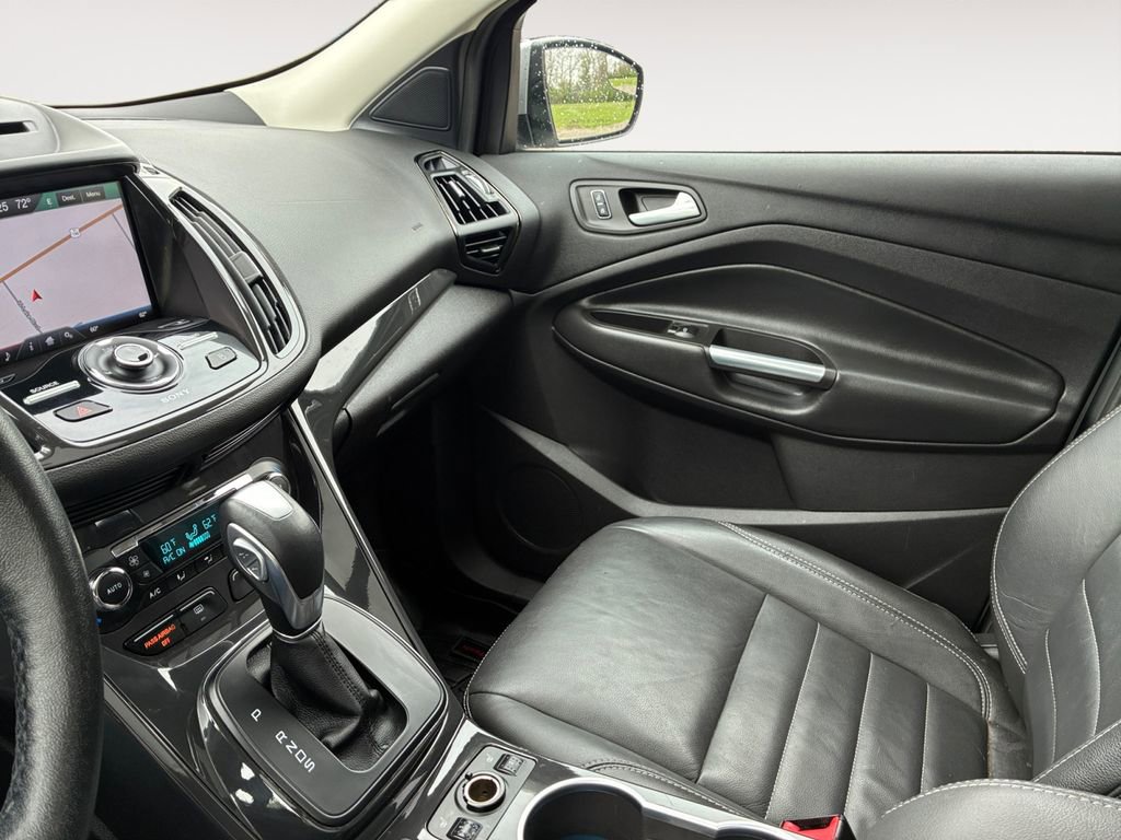 Used 2015 Ford Escape Titanium image 26