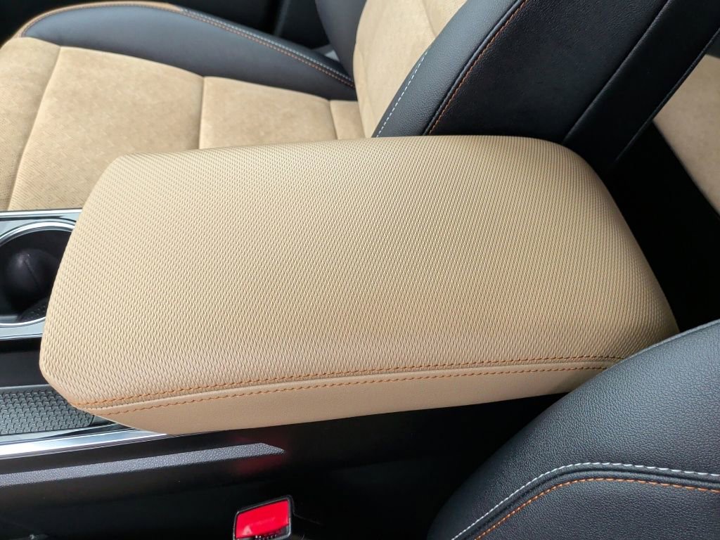 Used 2026 Chevrolet Equinox ACTIV w/ Convenience Package III image 30