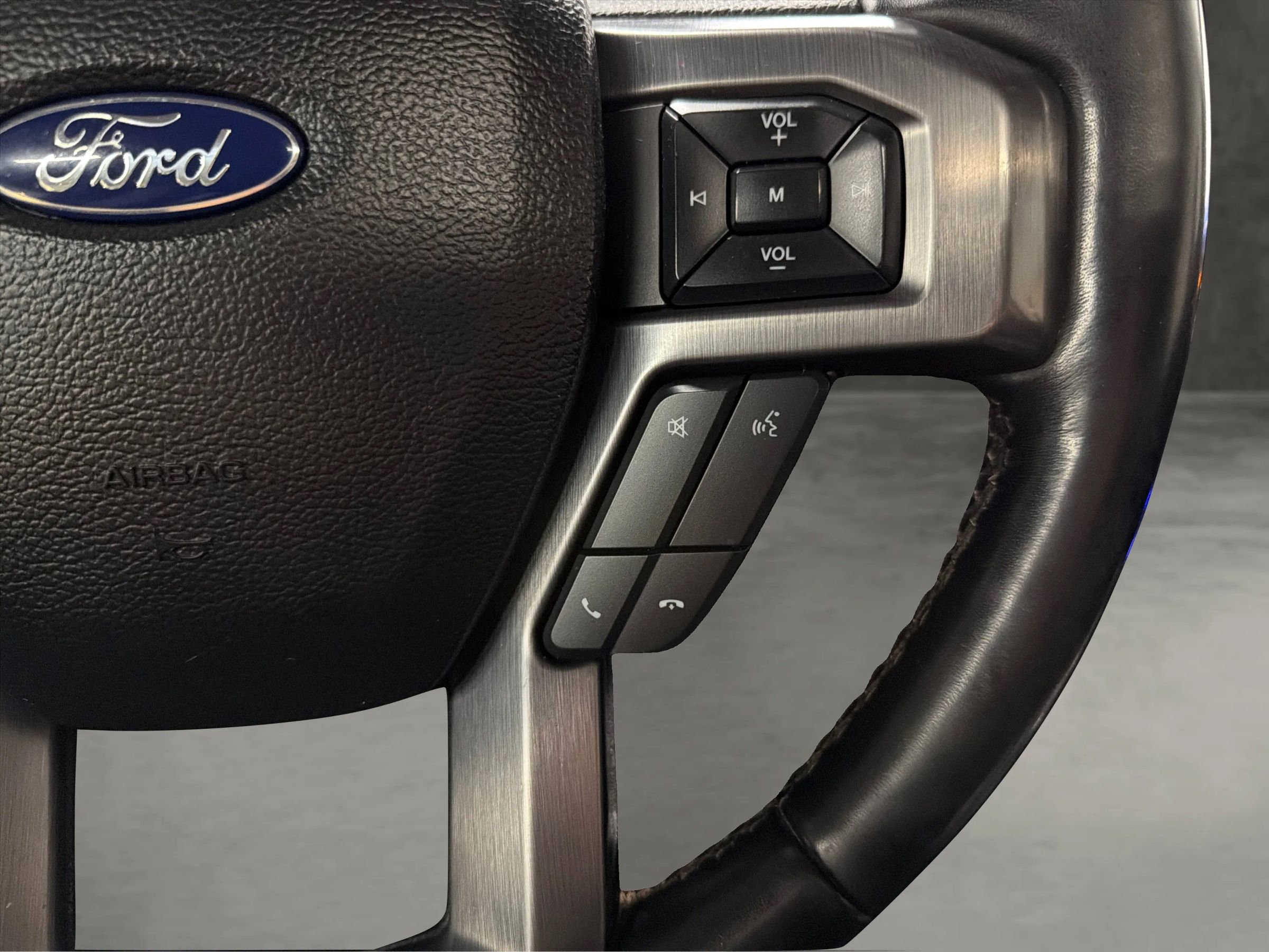 Used 2020 Ford Expedition Max Platinum RWD image 28