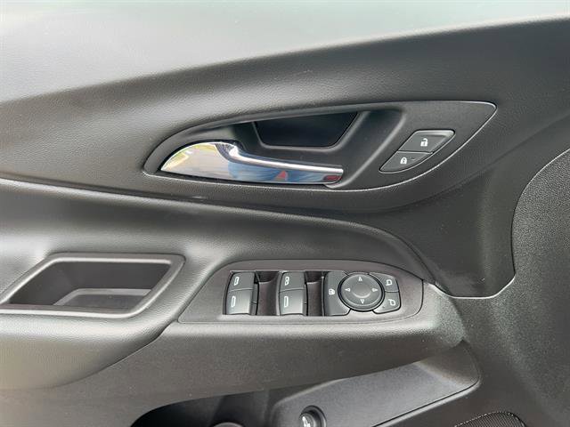 Used 2020 Chevrolet Equinox LT image 10