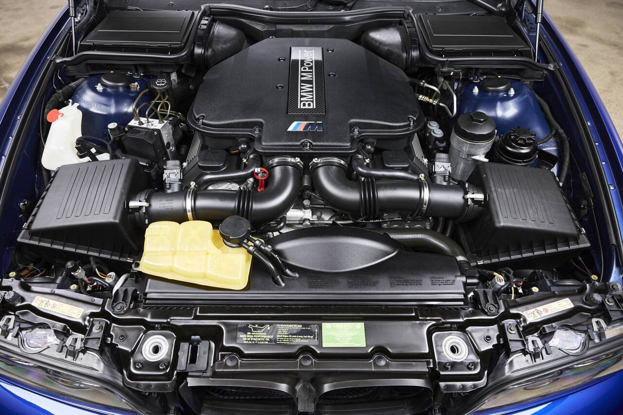 Used 2002 BMW M5 RWD image 86