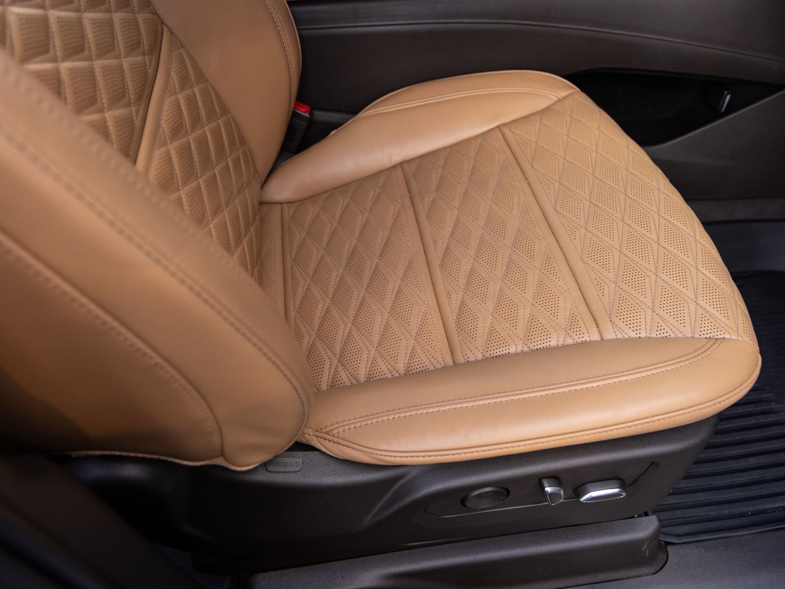 Used 2022 Cadillac Escalade Sport w/ Touring Package image 32