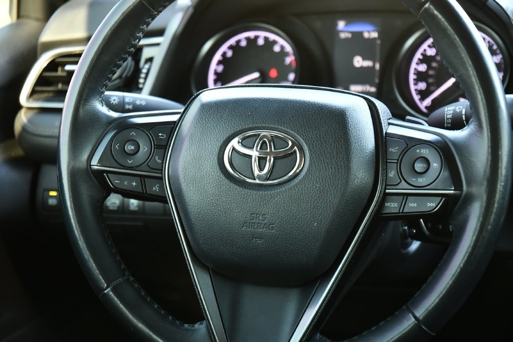 Used 2023 Toyota Camry SE FWD image 22