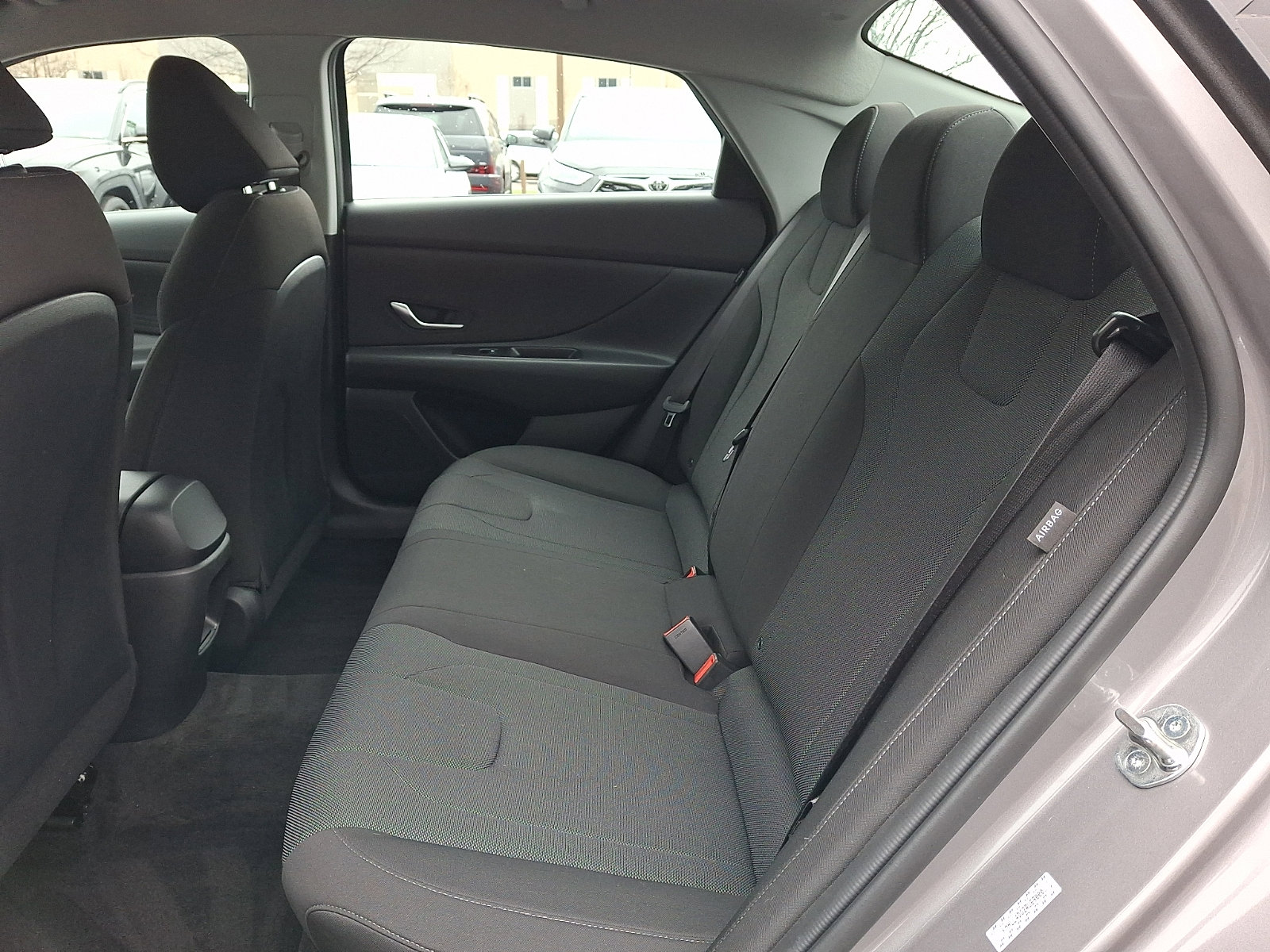 Certified 2024 Hyundai Elantra SE image 10