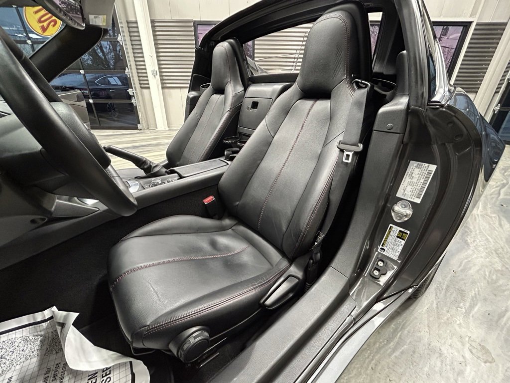 Used 2017 MAZDA MX-5 Miata RF Grand Touring image 7