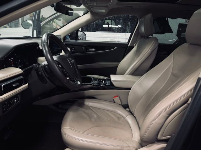 Used 2022 Lincoln Nautilus Reserve w/ Equipment Group 201A image 20